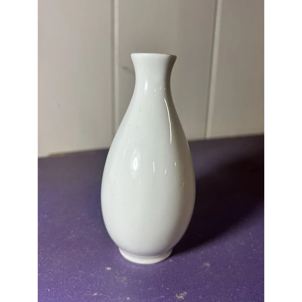 Hallcraft White Pepper Shaker by‎ Hall
